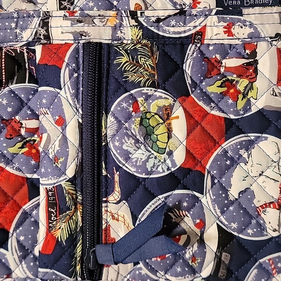 Vera Bradley Small Vera Tote. “ Snow Globes” NWT - Picture 3 of 10